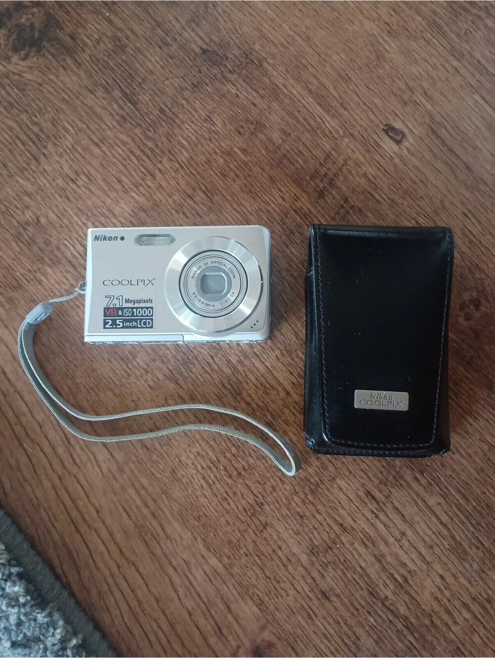 Nikon Coolpix S200 7.1MP Digital Camera